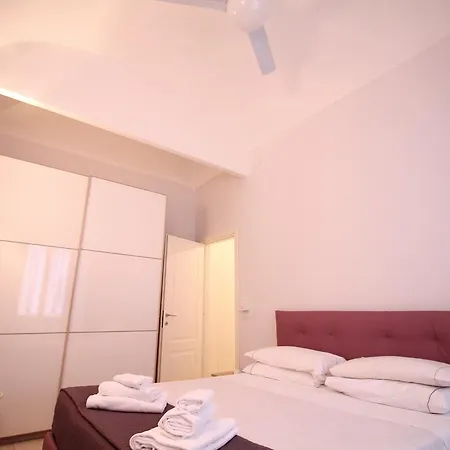 Vatican Museum Foodie Haven * Rome